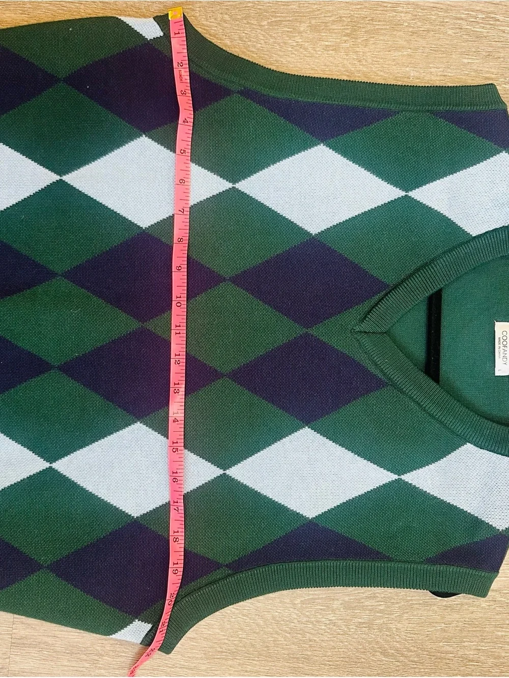 Men’s Green Argyle V-Neck Sweater Vest